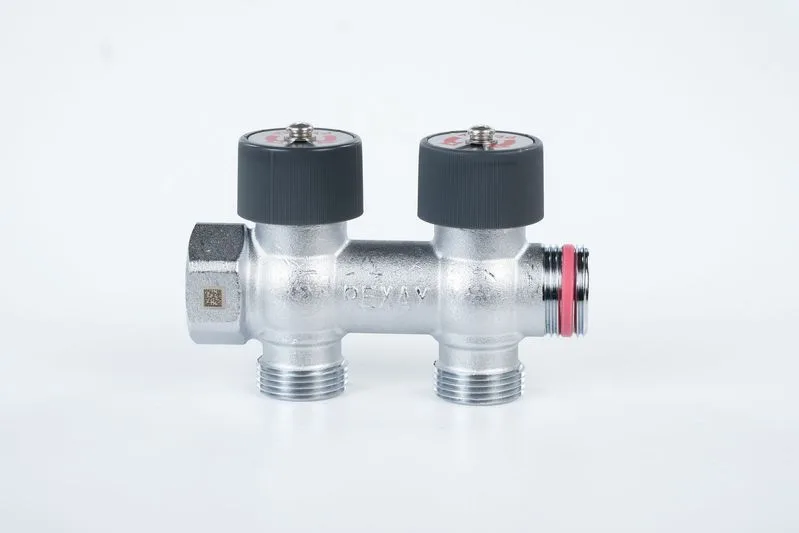 Коллектор лат клап запорн-рег 3/4" м/р 2в 3/4" н/р Рехау 11316443001