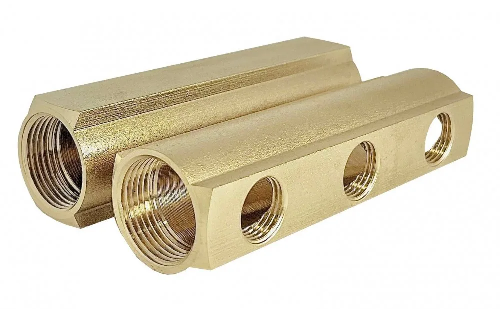 Коллектор лат 1" м/м 3в 1/2" вн/р 50мм Апогей 422002
